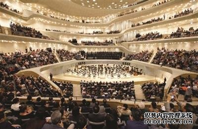 拉贝“回家”: 易北河畔的超长谢幕与掌声